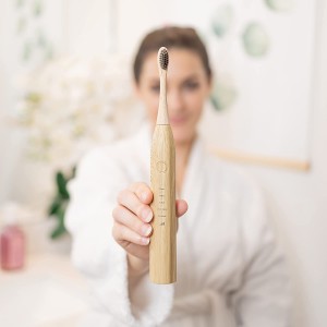 Biodegradable Natural Soft Bristles Bamboo Electric Toothbrushes With 3 Rechargeable Heads