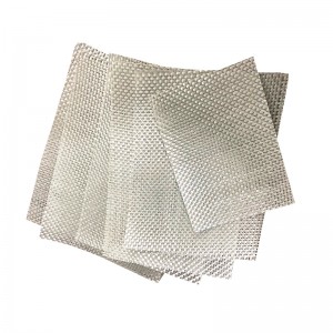 Jeklena osnovna tkanina iz steklenih vlaken, odporna proti koroziji