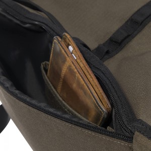 Customizable tear resistant durable nylon messenger bag Multi-pocket crossbody bag removable anti-slip mat factory direct sales