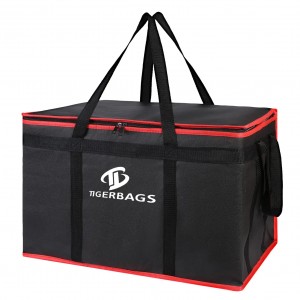 Insulated reusable zippered delivery bag