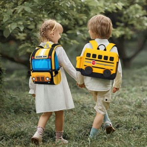 3D school bus style schoolbag Lovely schoolbag Multi-purpose schoolbag for students