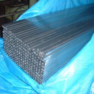 Galvanized square tubing for IBC steel frame