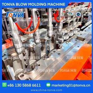 4 layer pesticide fertilizer plastic bottles co-ex blow molding machine with automatic production line solution.