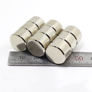 Professionele permanente magneet met hoog vermogen om cilindermagneten Kleine N38 Ndfeb