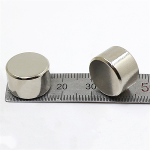 Ikomeye ya Disiki Yuzuye Neodymium Iron Boron 15x10mm NdFeB Magnet