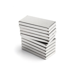 Wholesale Magnets 20x6x2mm Neodymium Rare Earth NdFeB Magnet Supplier