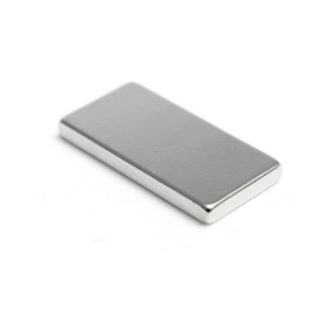 Wholesale Magnet 20mm X 6mm X 2mm Rectangular Rare Earth Magnets Supplier