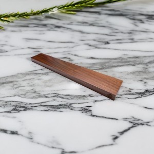 Ganivet magnètic de fusta professional per a ganivets de fusta de noguera