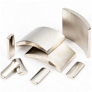Golden Manufacturer NdFeB Arc Magnetic Materials Permanenteng Magnet Customized Size Magnet