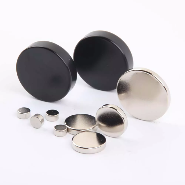 Powerful N45 N50 N52 Strong Neodymium Disc Round ndfeb Magnets Featured Image