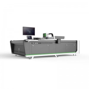 Digitálny CNC rezací stroj na koberce