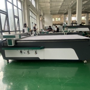 Označava Industy CNC stroj za rezanje
