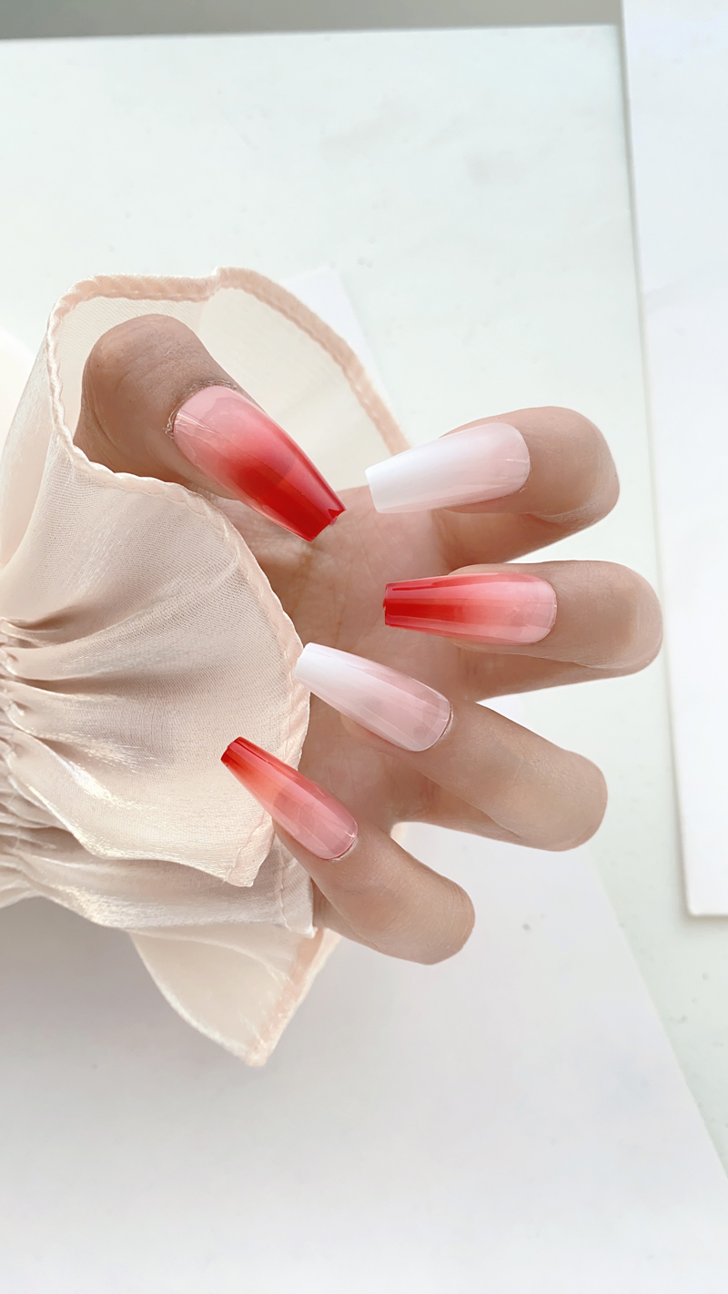 popular-nails-manicure