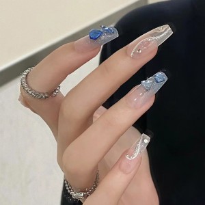 “Glossy and Easy-to-Remove False Nail Tips for Stylish Party Looks”