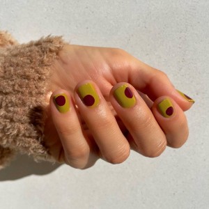 Long-Lasting and Secure False Nails for Unforgettable Parties