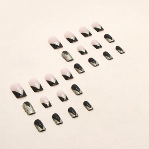 A quick and easy nail kit for party lovers