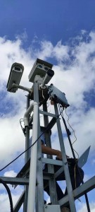 Radar de detección de vehículos aéreos non tripulados de 5 km Radar de vixilancia de drones