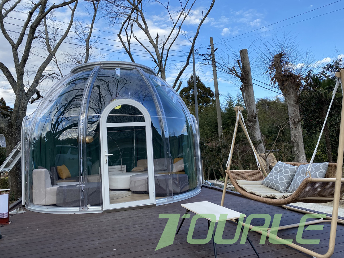Transparent polycarbonate board bubble house