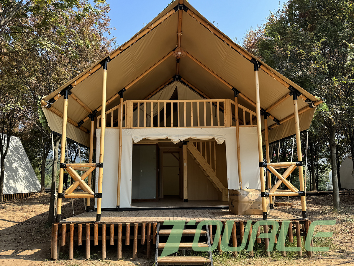 Durable four season use luxury glamping resort Safari tent double layer