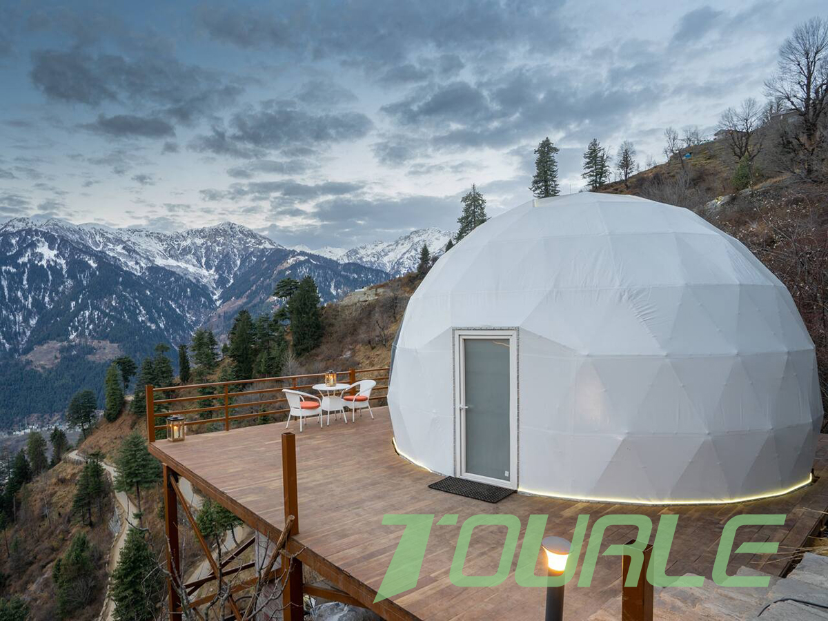 Dome tents have several advantages that appeal to camp owners