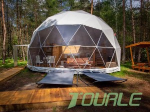 Геодезическа куполна палатка с 5 легла с диаметър 8 метра