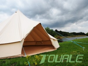 Tenda Lonceng Yurt Kanvas Katun Berkemah Keluarga Empat Musim Tahan Air Luar Ruangan dengan Pintu Layar Nyamuk