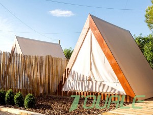 Малка триъгълна четирисезонна платнена сафари палатка