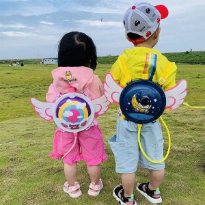 Chow Dudu Summer Toy M40-3A Water Gun Pack Set astronaut and rainbow pattern with wings
