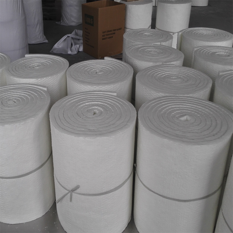 Customer in Egypt ordered  210 rolls ceramic fiber blankets