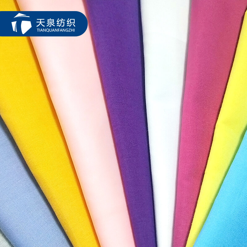 Chinese Professional 65 Polyester 35 Cotton Poplin Fabric 45X45/96X72 95GSM/2.8oz Printed Tc Pocketing Factory in