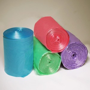 Flat seal garbage bags with plastic or biodegradable