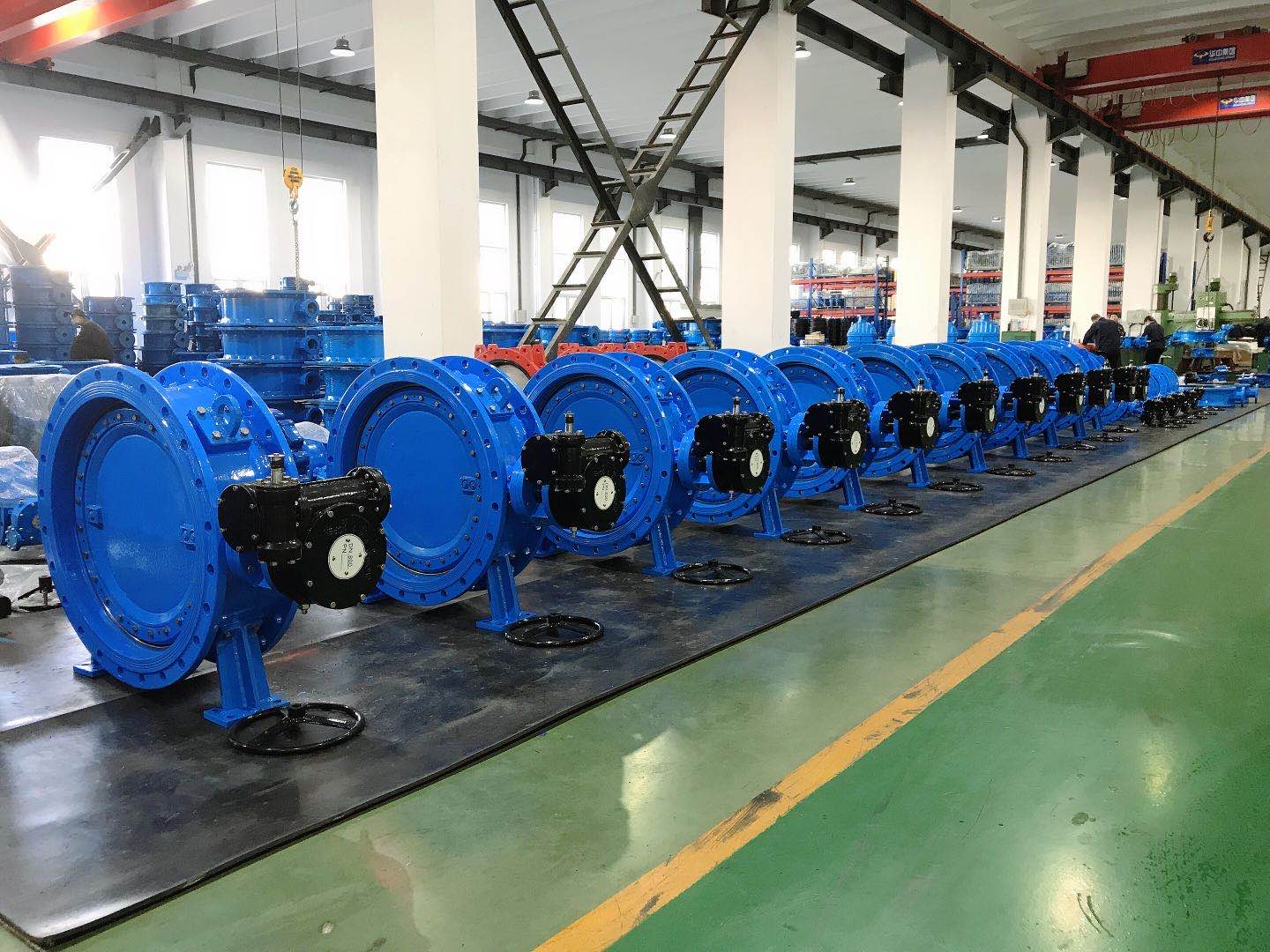 The difference between Wafer butterfly valve and Flange butterfly valve.