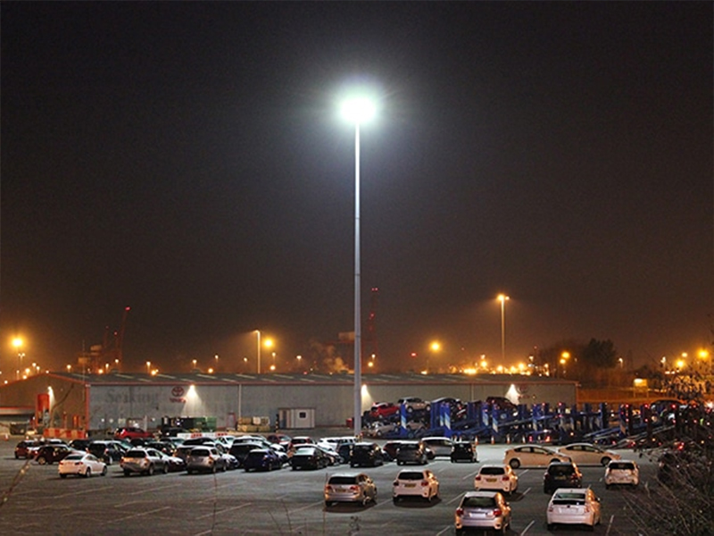 کاربردهای انواع لامپ های خیابانی خورشیدی چیست؟