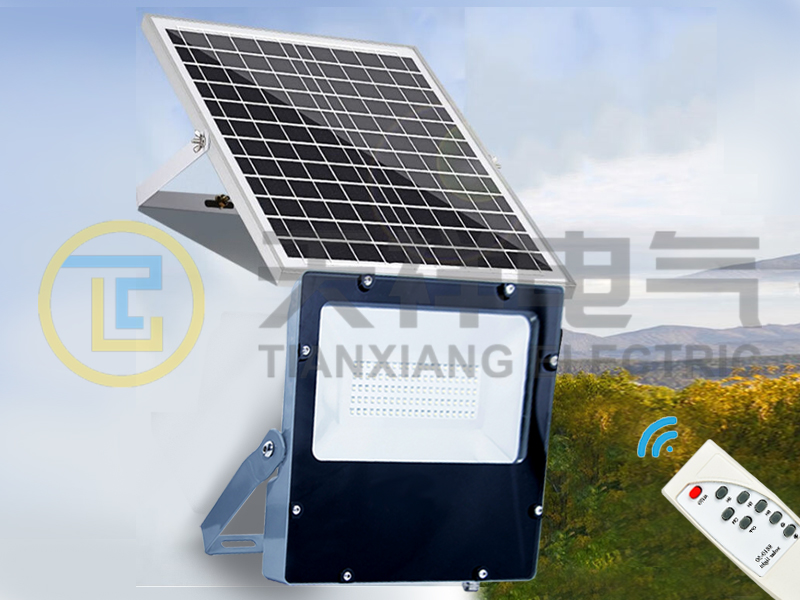 Where is the 100W solar floodlight suitable for installation?