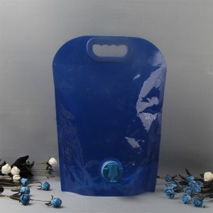 Алуминиумска торбичка за течно пакување со диспензер