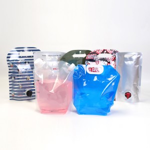 Готова наличност Сгъваеми 5-литрови торби за вода за напитки с накрайник за многократна употреба