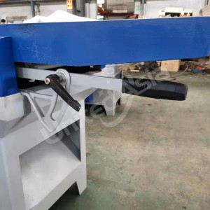 Máquina cepilladora de superficie para carpintería MBL504 á venda