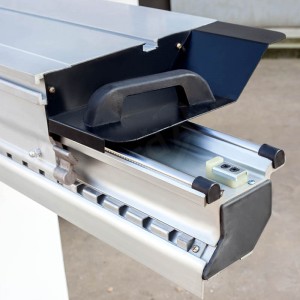 Exportador de máquina de serra de fita para mesa deslizante de madeira UA300A