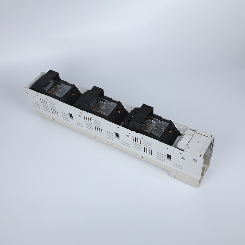 UP Three Phase Fuse Switch 250A Vertical Type Break Disconnector And Isolator