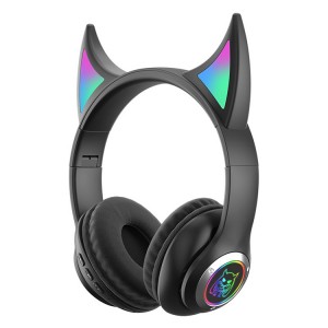 Wholesale Cheapest Cute Cat ear Wireless with LED light headphones gaming headset with mic