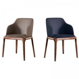 Sedia di bracciu in legnu massiu di designer danese - Grace Chair