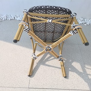 China Cheap price Wholesale Single Style Cafe Table Patio Furniture Restaurant Furniture