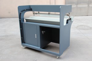 State-of-the-art banner welding equipment for seamless and durable joins