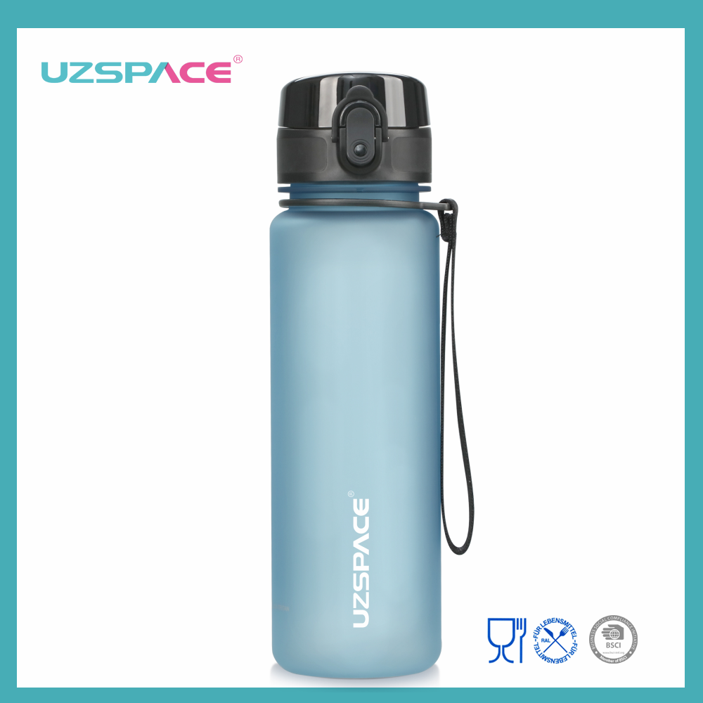 Butelka na wodę sportową UZSPACE Tritan Free o pojemności 500 ml, plastikowa o pojemności 500 ml. Przedstawiony obraz