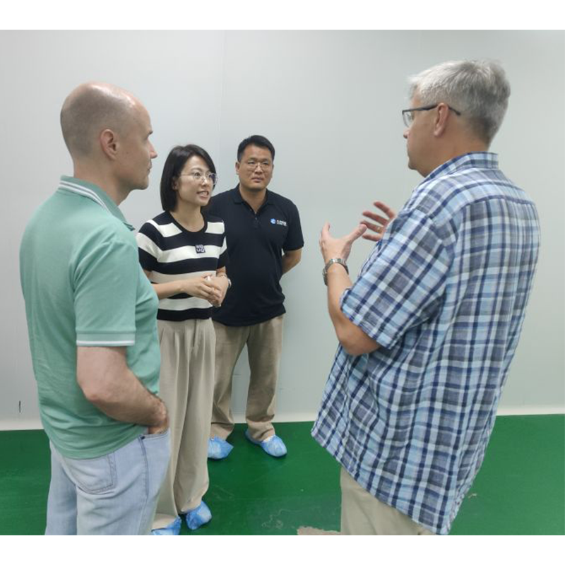 Foreign customers visit vet production plants