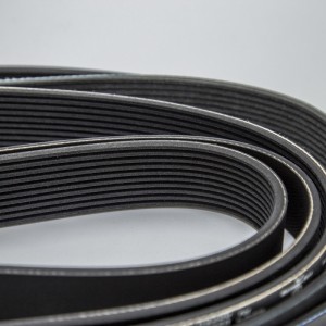 Professional V-Ribbed belt VKD 5PK985 for car engine