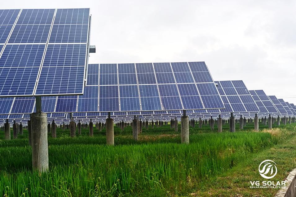 Photovoltaic ٽريڪنگ سسٽم پيچيده خطن لاء بهتر پاور جنريشن حل فراهم ڪري ٿو