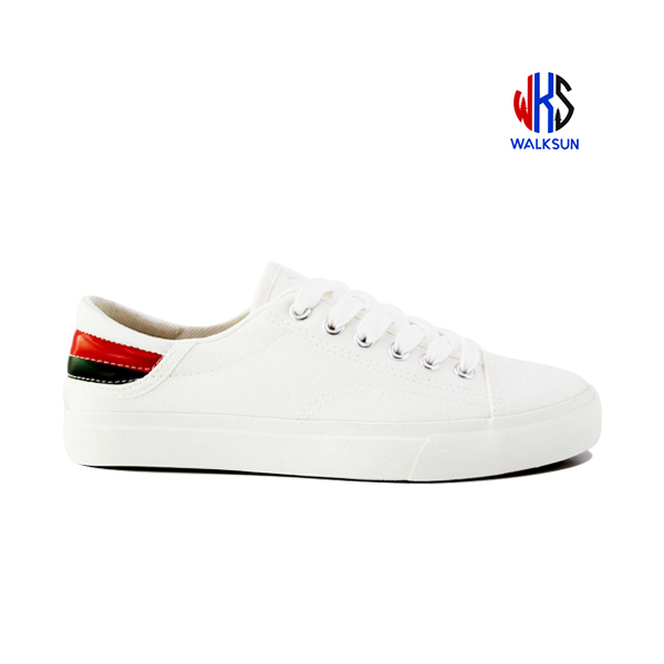 Comfortable Casual Canvas Shoe  Fashion Sports Shoes Lady Vulcanized Shoes