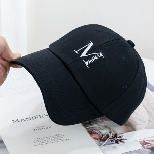 Personality M letter hat women’s spring and summer sun hat men’s casual baseball cap street wild peaked cap Korean fashion hat