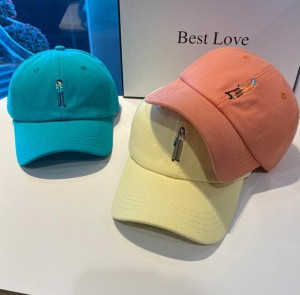 2022 hat female spring and autumn embroidered baseball cap men and women net red tide brand soft top peaked cap sunshade face small